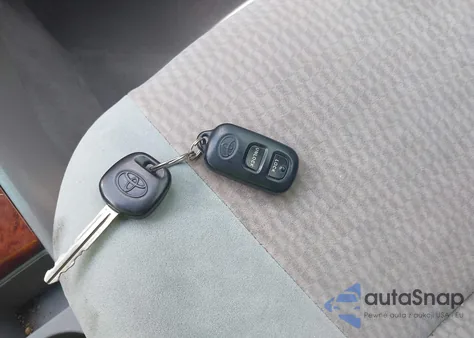 2006 Toyota Corolla Le z USA, uszkodzony, nr VIN JTDBR32E360084428